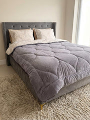 Ortum Life Premium Antraciet Wellsoft Deken – Zacht & Warm met Modern Wave Design